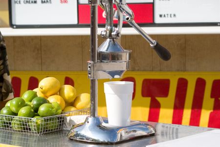 a lemon press at a concession standの写真素材
