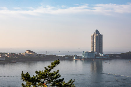 View of the city of Vladivostok from the observation deck.のeditorial素材
