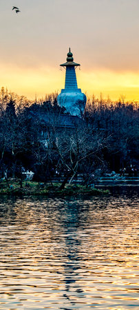 Sunset on the lakeの写真素材