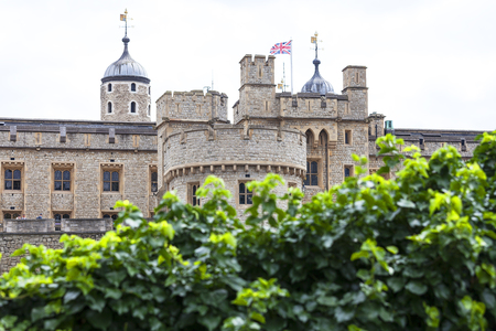 Tower of London, medieval defense building, London, United Kingdom. The castle was used as a prison from 1100 until 1952のeditorial素材