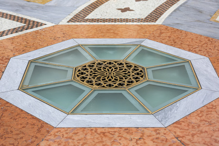 MILAN, ITALY - SEPTEMBER 28, 2018: Gallery Vittorio Emanuele II, luxury shopping mall. Decorative floor. It was designed and built by architect Giuseppe Mengoni between 1865 and 1867のeditorial素材