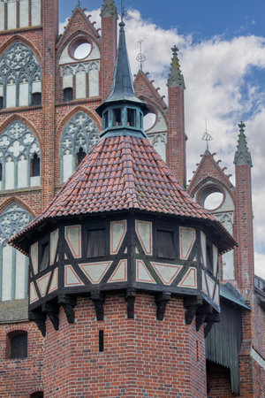 Malbork, Poland - June 25, 2020: 13th century Malbork Castle, medieval Teutonic fortress on the Nogat River. It is the largest castle in the world, UNESCO World Heritage Siteのeditorial素材