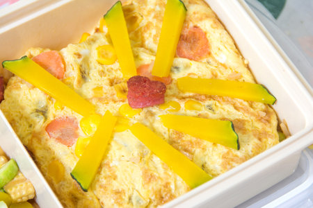 Omelet with vegetables