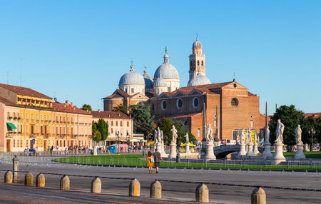 Padua, Italy, Auguust 15, 2019: View of Santa Giustina Cathedral in Prato della Valle square. Veneto Regionのeditorial素材