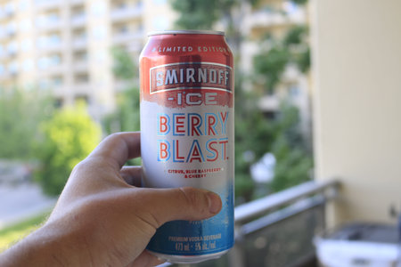 London Canada, June 09 2020: Editorial illustrative photo of Smirnoff ice berry blast alcoholic cooler. A common summer drink, theme of cooling offのeditorial素材
