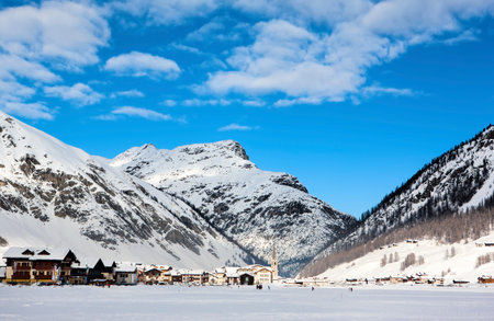 LIVIGNO ITALY CIRCA JANUARY 2009: View to center of city Livigno Lombardi Italy circa 2009のeditorial素材