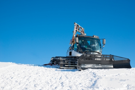 Snowcat in the mountain at Austriaのeditorial素材