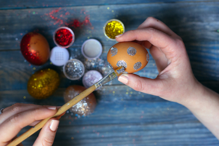 DIY project and new creative idea how to color Easter eggsの写真素材