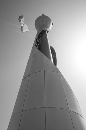 Modern Muslim Mosque, architecture