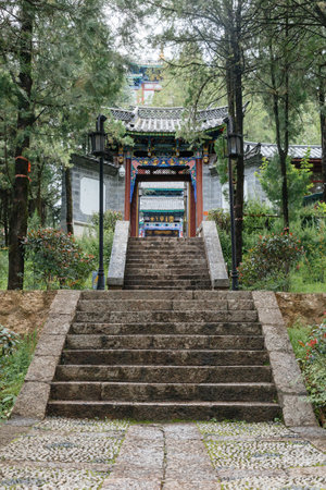 Steps leading to entrance to Wangu Tower in old town of Lijiang, Yunan, Chinaのeditorial素材