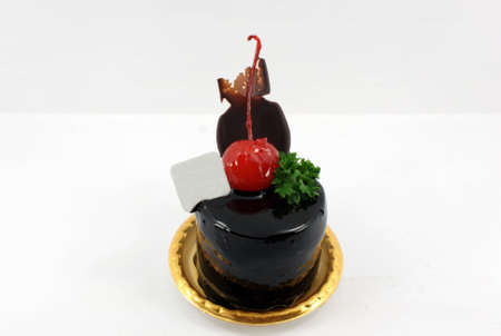 small chocolate cake