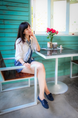 women sitting in the restaurantの写真素材
