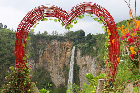 Sipisopiso waterfall at Tonging Village, North Sumatra, tallest waterfall in Indonesiaの写真素材