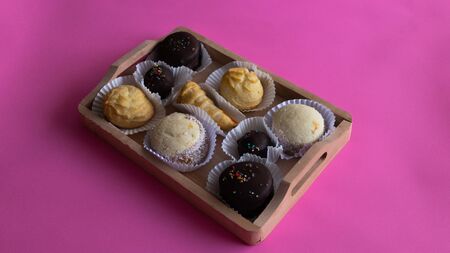 Baked sweets purely Chilean, fresh and delicious to share at tea time or at break time.