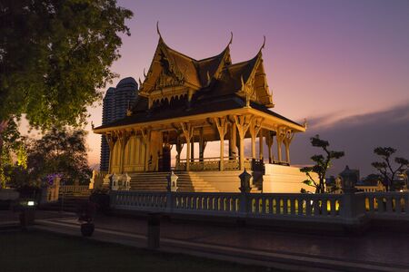 Wat, pagoda at sunset in Santichai Prakan Public Park Suan Santichai Prakan, Bangkokの写真素材