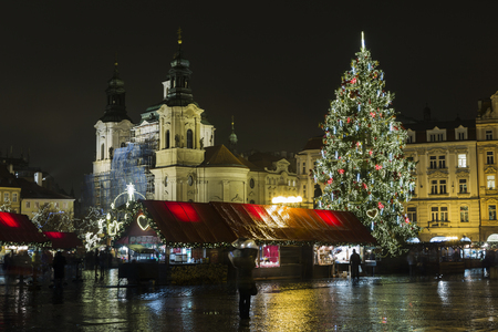 PRAGUE, 1 DECEMBER 2014 - Christmas light. Old Town Square at Christmas time, Prague, Czech Republic.のeditorial素材