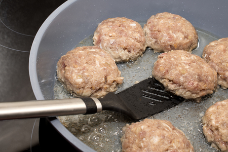 fried cutlets in a panの写真素材