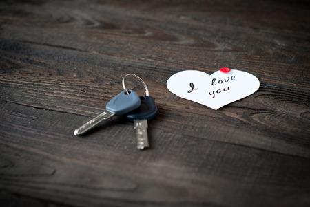 Declaration of love and keys from new houseの写真素材