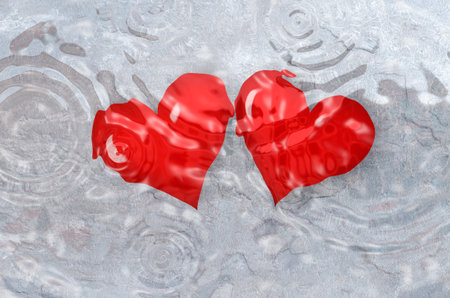 heart in waterの写真素材