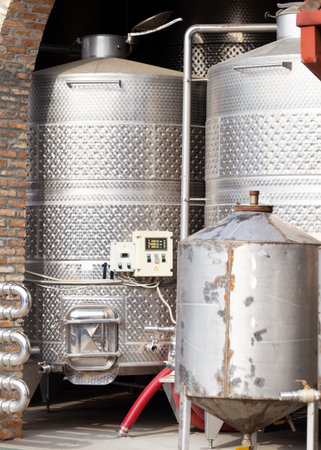 Plant for the production of wine. The process of fermentation of grapes for wine production