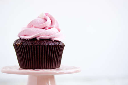 Pink chocolate cupcakeの写真素材