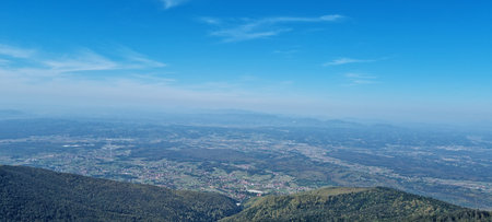 View from the viewpoint at the top of Sljeme towards the northwest - Gornja Bistra and Donja Bistra visibleの写真素材