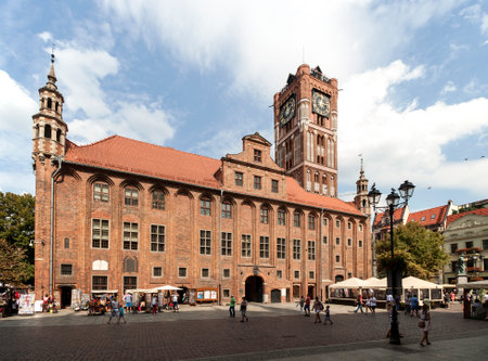 Torun, Poland - August 23, 2015: Old, medieval gothic Town Hall in Torun, Poland, on Sundayのeditorial素材