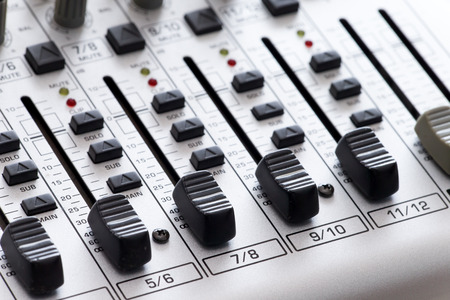 Audio mixer
