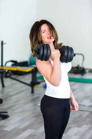 Frau im Trainingsraumの写真素材