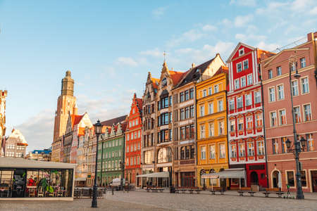 morning view of the sights of the city of wroclaw in poland in springの写真素材