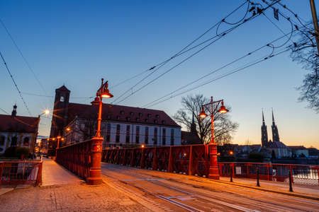 morning view of the sights of the city of wroclaw in poland in springの写真素材