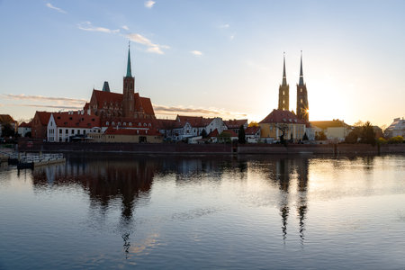 morning view of the sights of the city of wroclaw in poland in springの写真素材