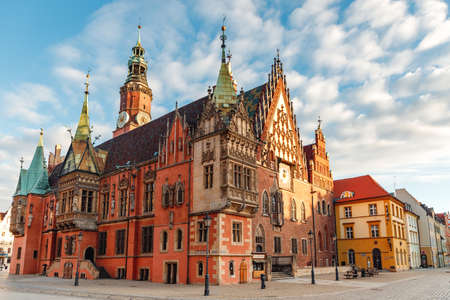 morning view of the sights of the city of wroclaw in poland in springの写真素材