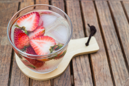 Close-up glass of strawberry infused water, stock photoの写真素材