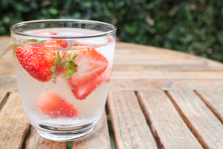 Close-up glass of strawberry infused water, stock photoの写真素材