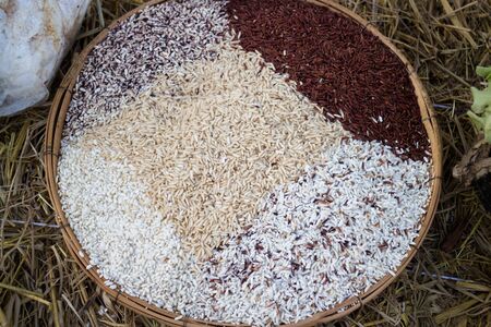 Thai rice varieties of brown rice, mixed wild rice, white rice and sticky rice, stock photoの写真素材