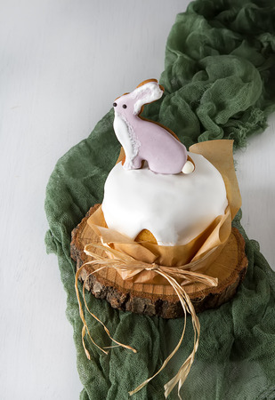 Spring holiday Easter, cake with cream, animals from mastic. Light background. Easter
rabbitの写真素材