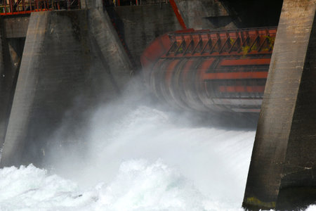 Leaburg Dam controls the flow of water, generating hydropower, it is on the McKenzie River in Oregon.の写真素材