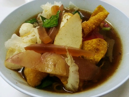 Yong tau foo - noodles with seafood soup and Red sauceの素材