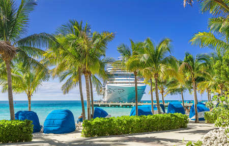 Grand Turk, Turks and Caicos Islands - MARCH 29, 2019: Cruise ship Carnival Magic docked at port Grand Turk on sunny dayのeditorial素材