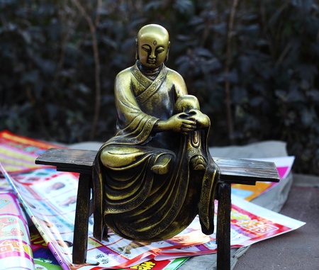 Bench Buddhaの写真素材