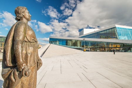 OSLO - SEPTEMBER 5: Statue of Kirsten Malfrid Flagstad (12 July 1895 â 7 December 1962) was a Norwegian opera singer and a highly regarded Wagnerian (dramatic) soprano, pictured on September 5, 2012のeditorial素材