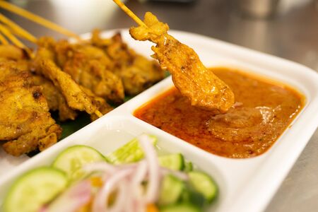 delicious cuisine food toast curry pork Sate