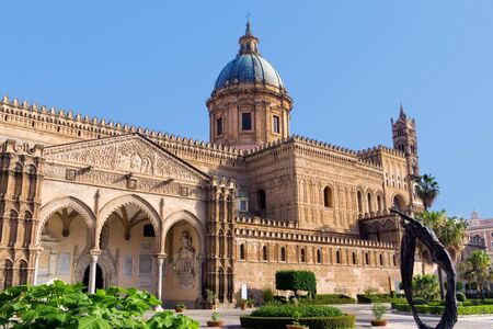 Sculpture in the central square of the  the Palermo Cathedral in Sicily, Palermo, Italyの写真素材