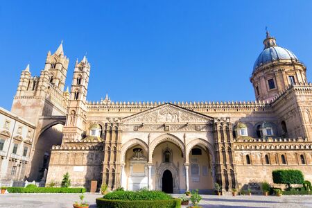 Facade of the Palermo cathedral in Palermo, Italy.の写真素材