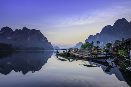 Raft of sunriseの写真素材