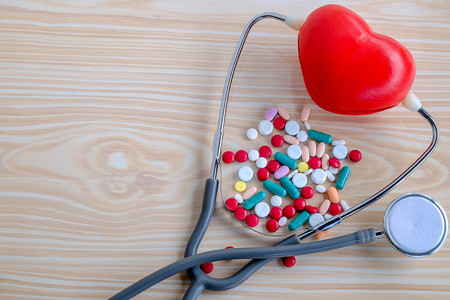 The pill is harmful to the heart. Heart medicationの写真素材