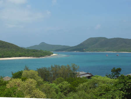 Sea, sky and mountain view photosの写真素材