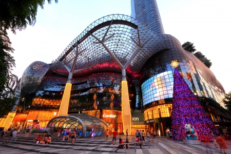 ION Orchard, formerly known as the Orchard Turn Development or Orchard Turn Site, is a shopping mall by Orchard Turn Developments Pte Ltd, a joint venture between CapitaLand and Sun Hung Kai Properties  It started operating on 21 July 2009, occupying 335 のeditorial素材