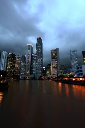 Beautiful blue hour evening scene of the cityscape, Singapore のeditorial素材